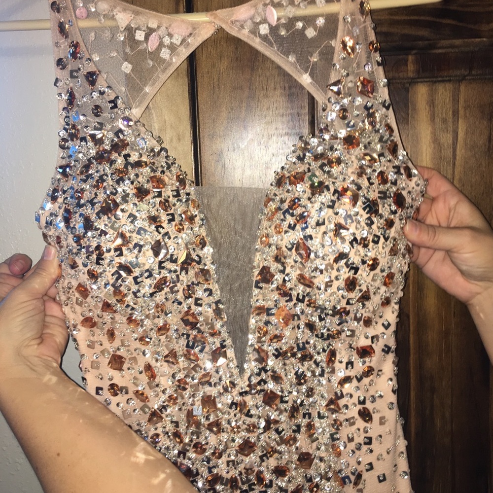 Prom dress! - Picture 4 of 4